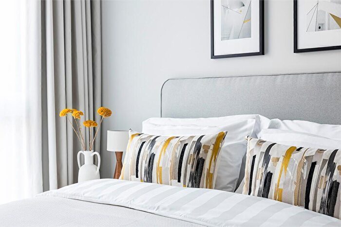 2 Bedroom Apartment To Rent In Neptune Wharf, London, SE8