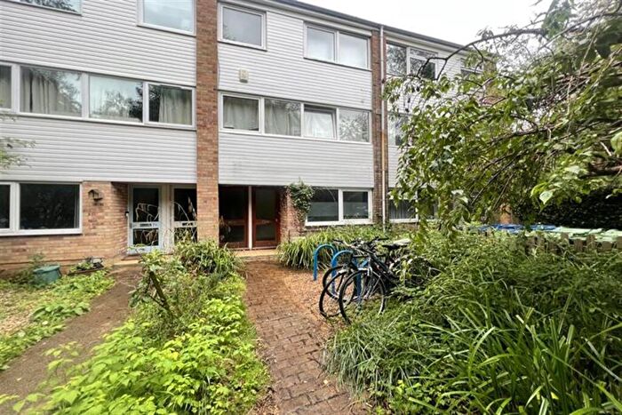 2 Bedroom Apartment To Rent In Marston, Oxford, Oxford, OX3