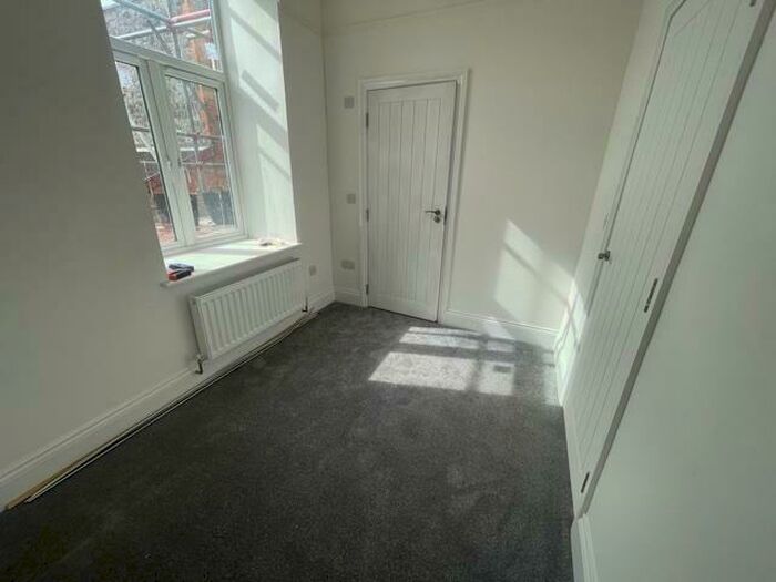 1 Bedroom Flat To Rent In Waterloo Street, Weston-Super-Mare, BS23