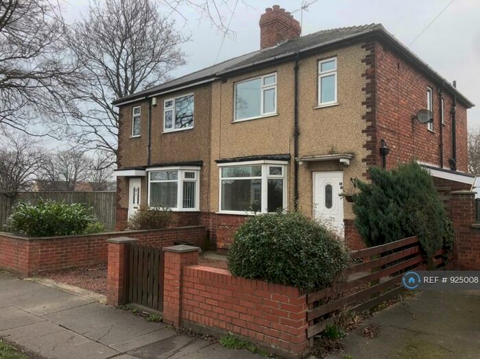 3 Bedroom Semi-Detached House To Rent In Salters Lane North, Darlington, DL1