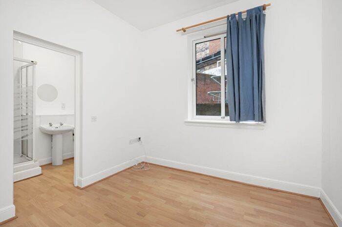 2 Bedroom Flat For Sale In (flat ), East Fountainbridge, Tollcross, Edinburgh, EH3