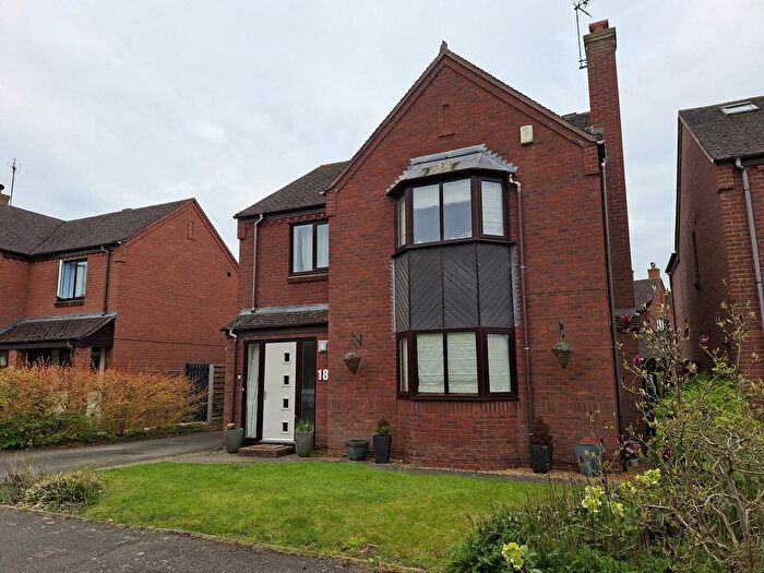 4 Bedroom Detached House For Sale In Merestone Close, Southam, CV47