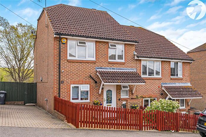 3 Bedroom Semi-Detached House For Sale In Ladywood Road, Darenth, Kent, DA2