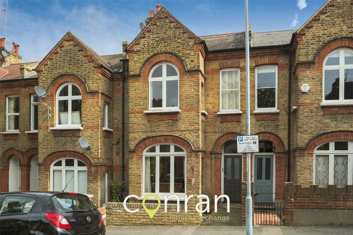 2 Bedroom Apartment To Rent In Elliscombe Road, Charlton, SE7