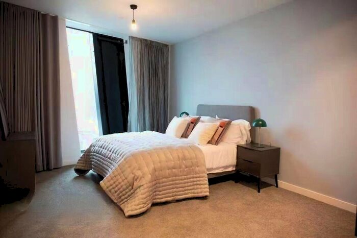 2 Bedroom Flat To Rent In Axis Tower, Whitworth Street West, Manchester, Greater Manchester, M1