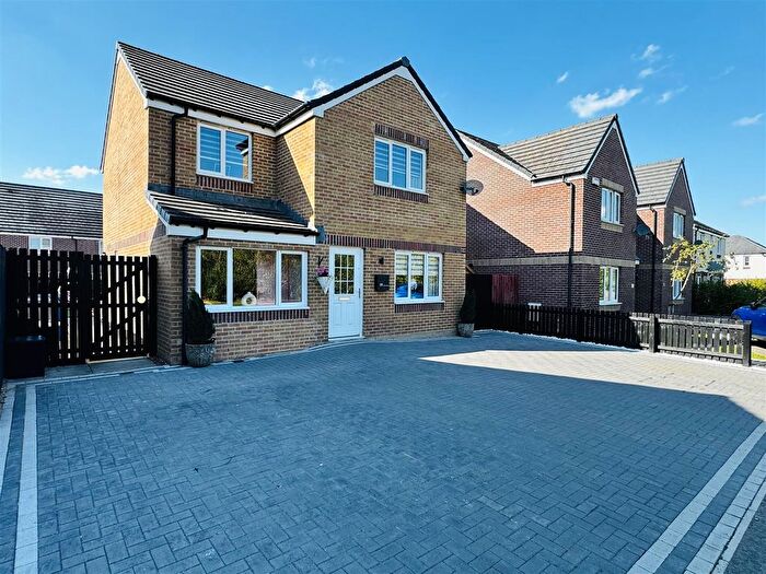4 Bedroom Detached House For Sale In Lusitania Gardens, Larkhall, ML9