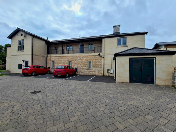 2 Bedroom Flat For Sale In Battle Walk, Lansdown, Bath, BA1