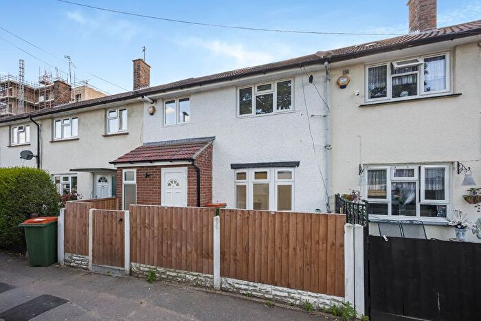 4 Bedroom Terraced House For Sale In Hartington Road, London, E16