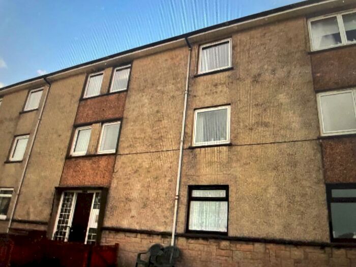 3 Bedroom Flat To Rent In Buchan Road, Troon, South Ayrshire, KA10