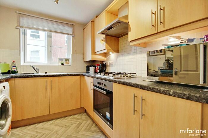 2 Bedroom Flat For Sale In Frankel Avenue, Swindon, SN25