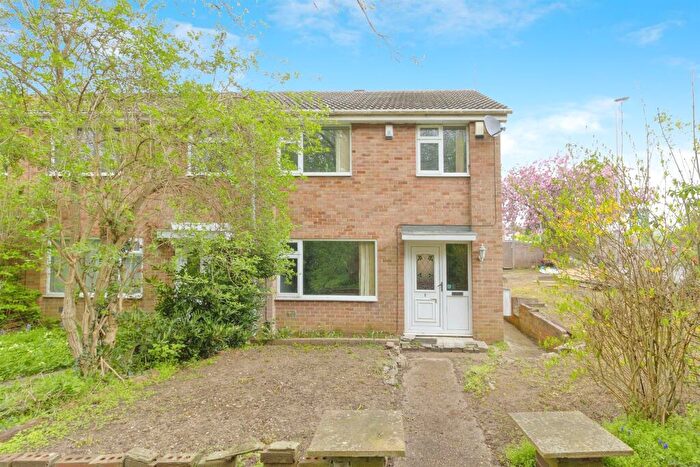 3 Bedroom End Of Terrace House For Sale In Nene Court, Oadby, Leicester, LE2