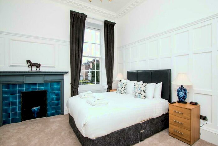 2 Bedroom Serviced Apartments To Rent In Beaufort Road, Bristol, BS8