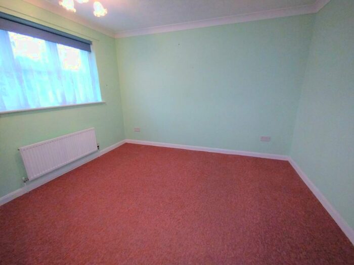 2 Bedroom Semi-Detached Bungalow For Sale In Nicolette Way, Spalding, PE11
