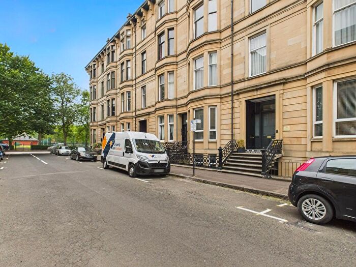 3 Bedroom Apartment To Rent In Bentinck Street, Kelvingrove, Glasgow, G3