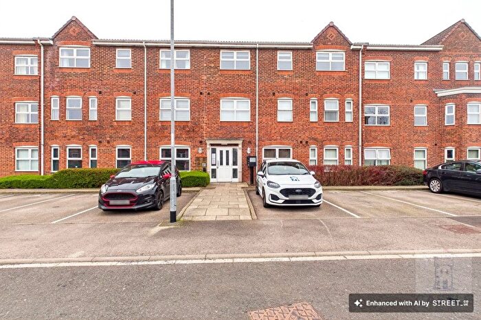 2 Bedroom Flat For Sale In Lowther Drive, Darlington, DL1