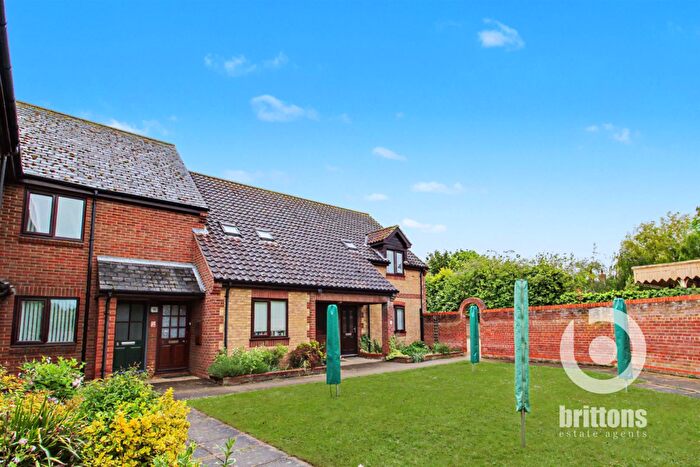 1 Bedroom Duplex For Sale In No Upward Chain - Coastal Maisonette On Leaside, Heacham, PE31