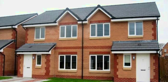 2 Bedroom Flat To Rent In Allison Crescent, Redding, Falkirk, FK2