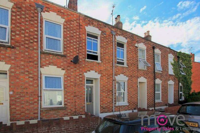 4 Bedroom Terraced House To Rent In Dunalley Parade, Cheltenham, GL50