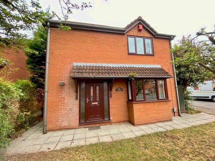 4 Bedroom Property To Rent In Pennyroyal Close, St. Mellons, Cardiff, CF3