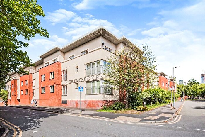 3 Bedroom Flat For Sale In North George Street, Salford, M3