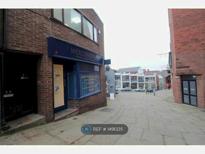 2 Bedroom Flat To Rent In Roushill Bank, Shrewsbury, SY1