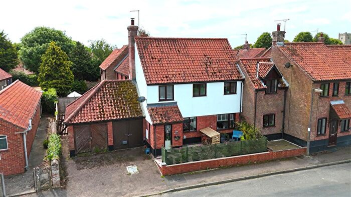 3 Bedroom End Of Terrace House For Sale In Sandles Court, Castle Acre, Kings Lynn, PE32