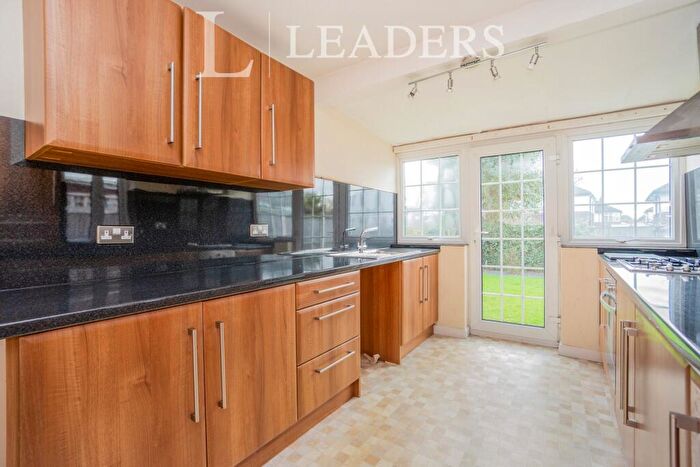 3 Bedroom Semi-Detached House To Rent In Fieldway, Hoole, Chester, CH2