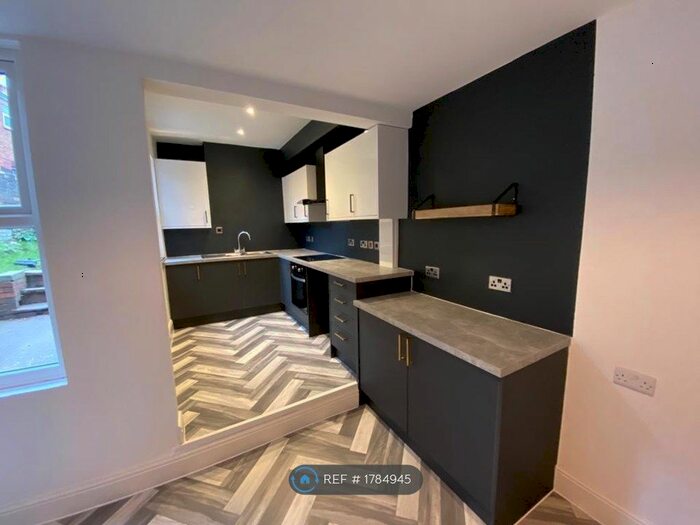 3 Bedroom Terraced House To Rent In Chesterfield Road, Sheffield, S8