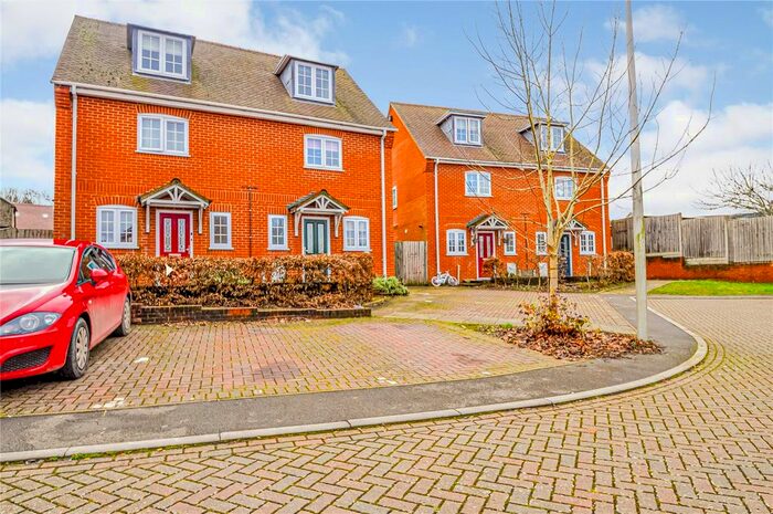 3 Bedroom Semi-Detached House To Rent In Bodman Close, Lambourn, Hungerford RG17