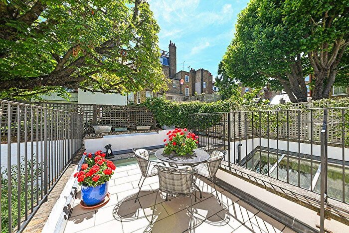 2 Bedroom Detached House For Sale In Woodfall Street, Chelsea, London, SW3