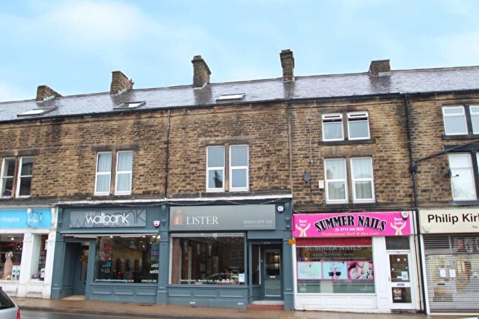 2 Bedroom Flat To Rent In Otley Road, Guiseley, Leeds, West Yorkshire, Uk, LS20