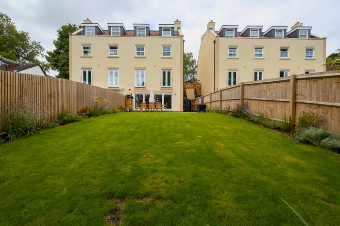 5 Bedroom Semi-Detached House To Rent In Long Ashton Road, Long Ashton, Bristol, BS41