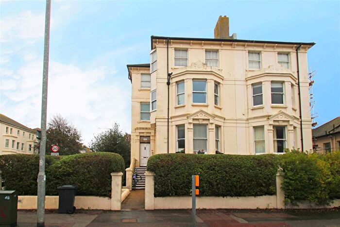 1 Bedroom Flat For Sale In Sackville Road, Hove, BN3
