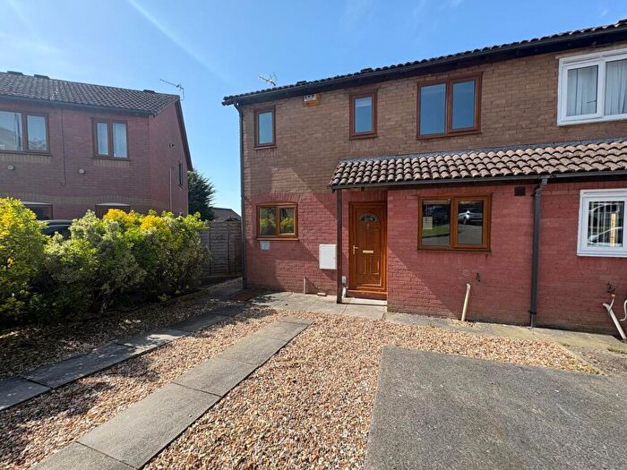 3 Bedroom Semi-Detached House For Sale In Robins Hill, Brackla, CF31