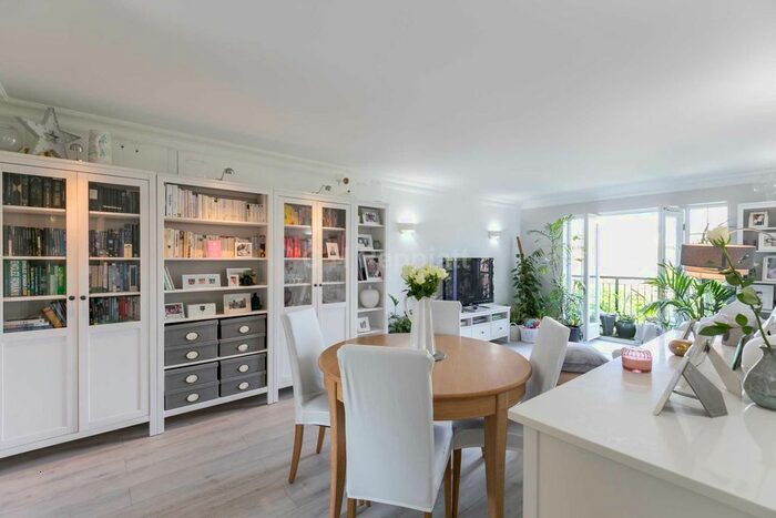 2 Bedroom Flat To Rent In Alderney Mews, Elephant &amp; Castle, SE1