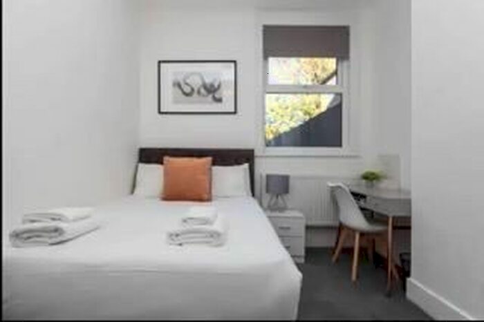 1 Bedroom Flat To Rent In Soames Street, London, SE15