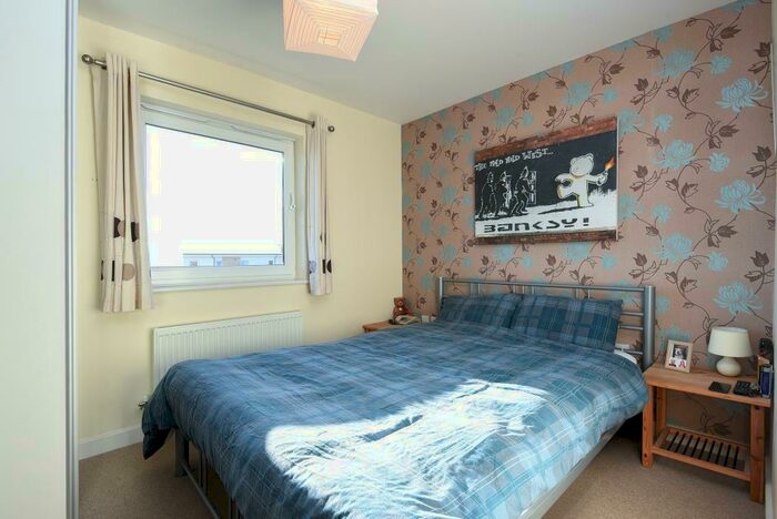 2 Bedroom Apartment To Rent In Havergate Way, Reading, RG2