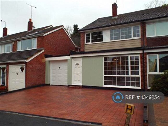 3 Bedroom Semi-Detached House To Rent In Drudgeon Way, Bean, Dartford, DA2