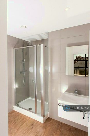 1 Bedroom Flat To Rent In Nixey Close, Slough, SL1