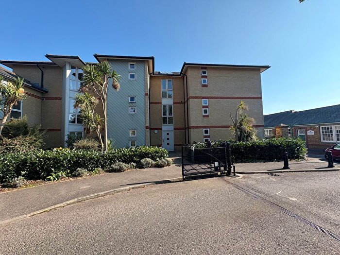 2 Bedroom Flat To Rent In Priory Courtyard, Ramsgate, CT11