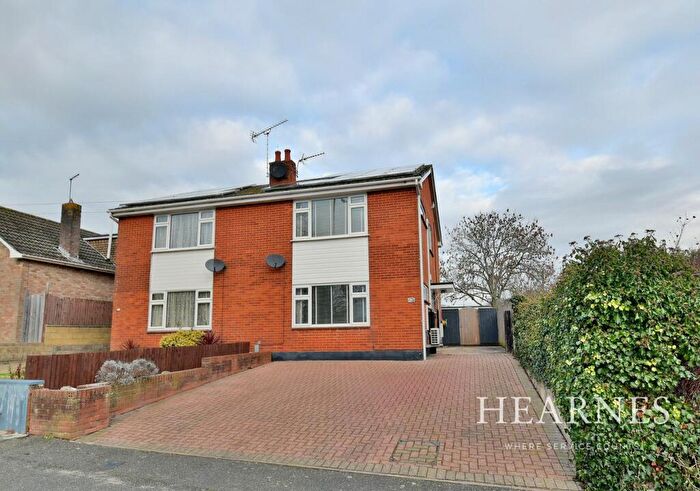 3 Bedroom Semi Detached House For Sale In Magna Road, Bournemouth, BH11