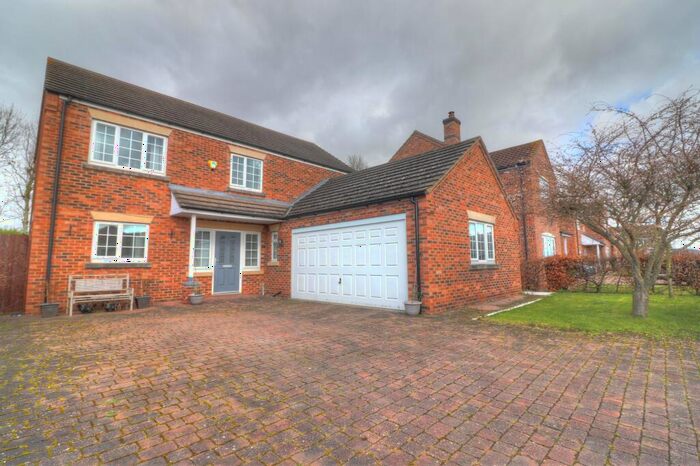 4 Bedroom Detached House For Sale In Carisbrooke Way, Weston Hills, PE12