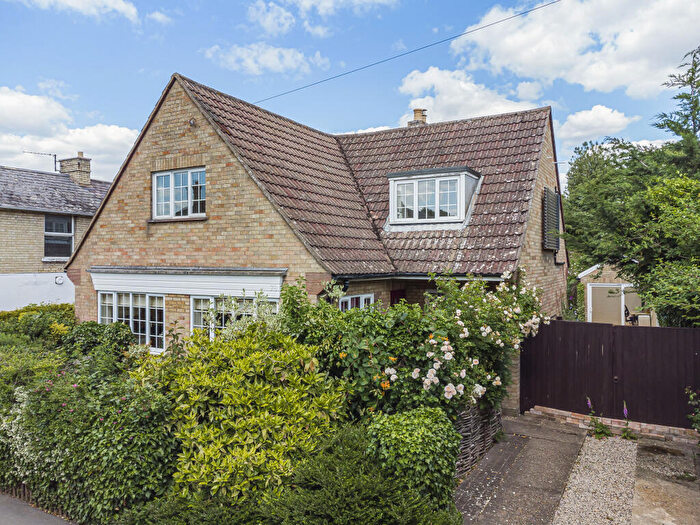 3 Bedroom Detached House For Sale In High Street, Meldreth, SG8