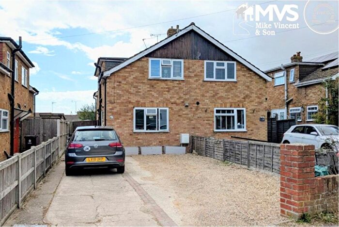 2 Bedroom Semi-Detached House For Sale In Chilburn Road, Great Clacton, CO15