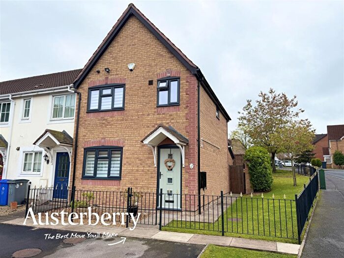 3 Bedroom Town House For Sale In Hampshire Crescent, Stoke-On-Trent, ST3