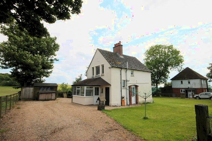 2 Bedroom Detached House To Rent In Mays Farm, OX10