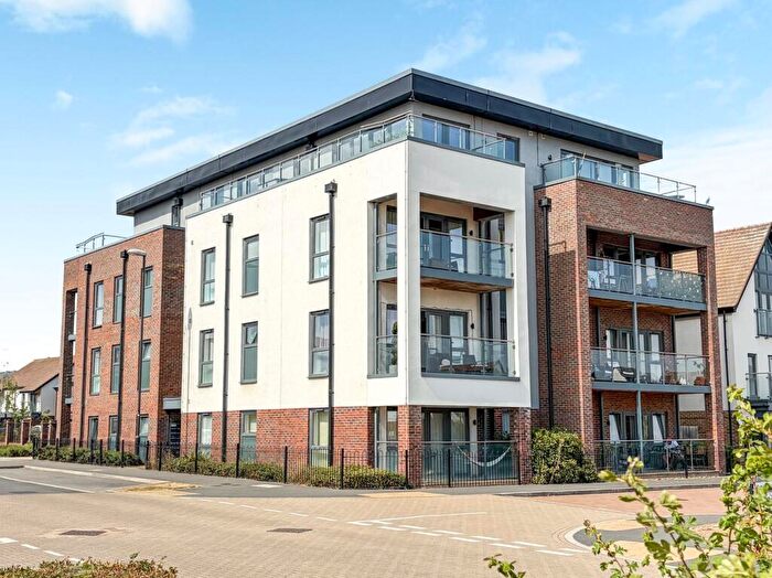 1 Bedroom Apartment For Sale In Harvard Way, Oakgrove, Milton Keynes, MK10