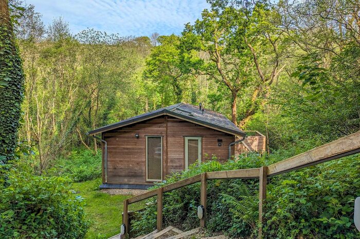 2 Bedroom Lodge For Sale In Lanreath, Looe, PL13
