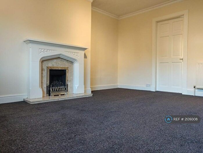 2 Bedroom Flat To Rent In Morven Avenue, Paisley, PA2