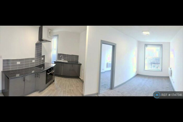 1 Bedroom Flat To Rent In Schofield Street, Waterfoot, Rossendale, BB4